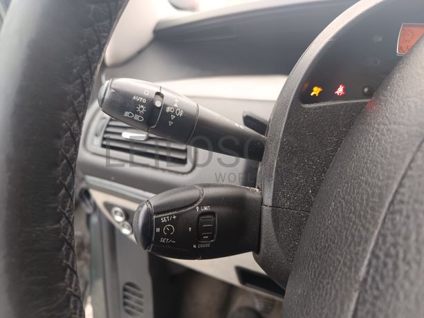 Peugeot 807 · Ano 2008 · 7 Lugares