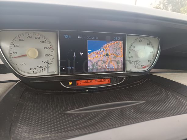 Peugeot 807 · Ano 2008 · 7 Lugares