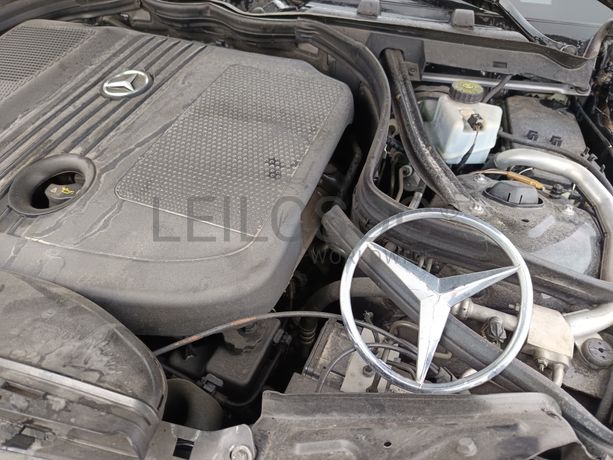 Mercedes-Benz C 180 CDI · Ano 2012