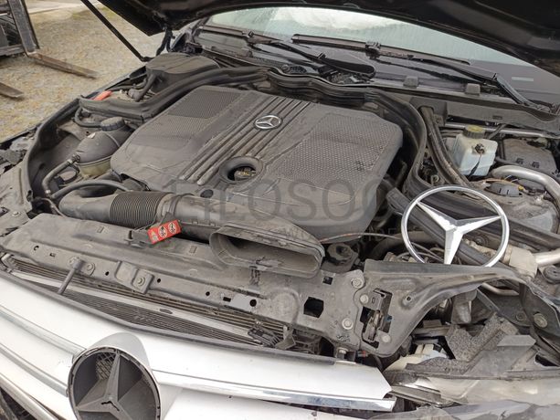 Mercedes-Benz C 180 CDI · Ano 2012