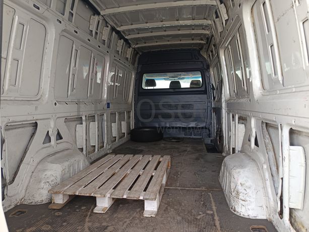 Volkswagen Crafter · Ano 2013