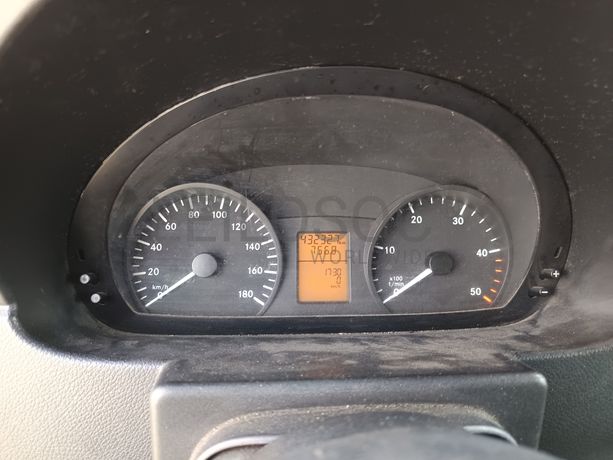 Mercedes-Benz 516CDI · Ano 2010