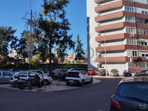 Apartamento T0 · Oeiras