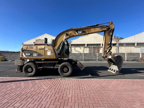 Escavadora de Pneus CATERPILLAR M315D