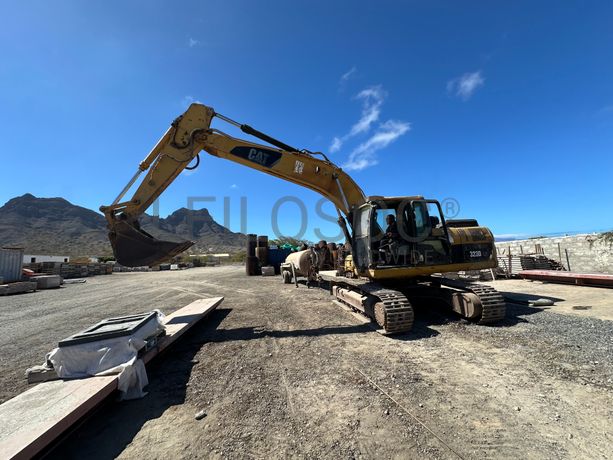 Escavadora de Rastos CATERPILLAR 323DLN