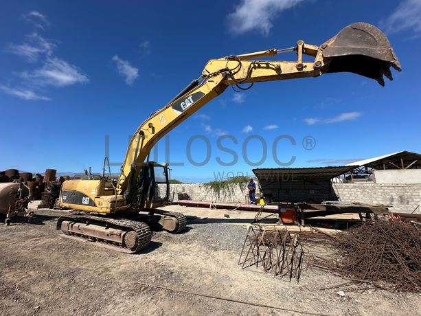 Escavadora de Rastos CATERPILLAR 323DLN