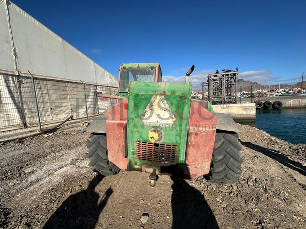 Multicarregador telescópico NEW HOLLAND LM 1345