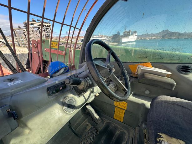 Multicarregador telescópico NEW HOLLAND LM 1345