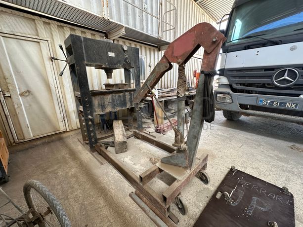 Grua Mecânica de 2 Ton.