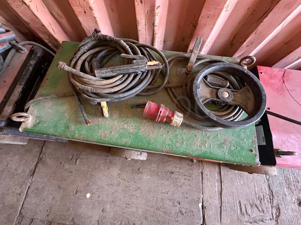 Máquina de soldar ELARCO RT500.