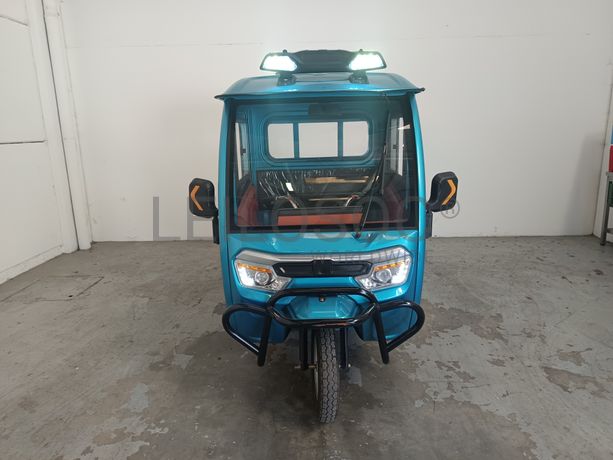 Carrinho Elétrico Meco · Ano 2024