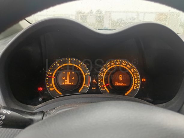 Toyota Auris · Ano 2008