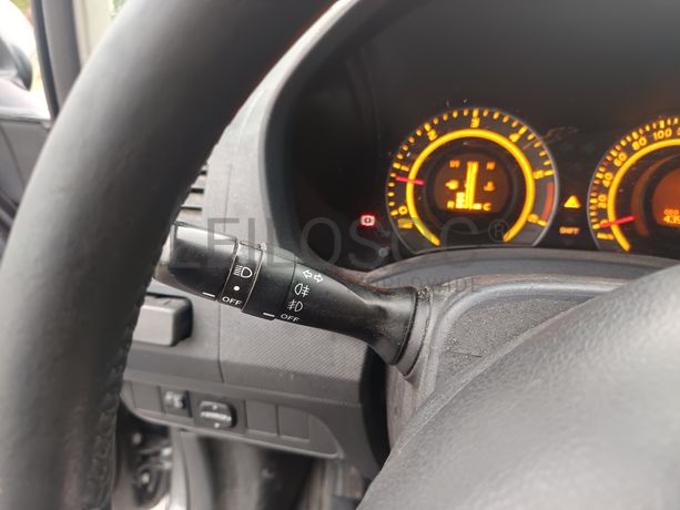 Toyota Auris · Ano 2008