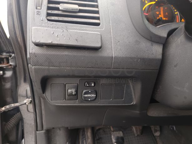 Toyota Auris · Ano 2008