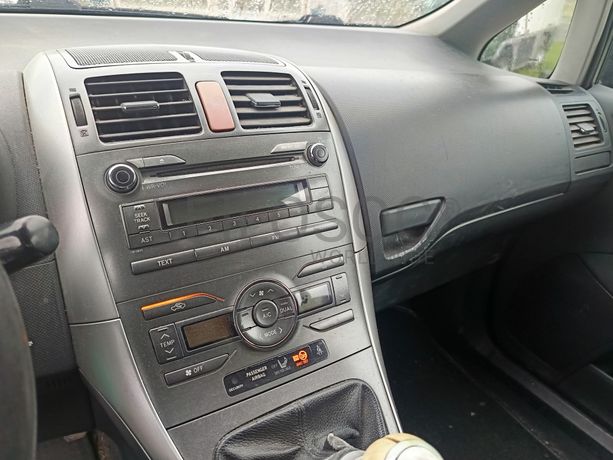 Toyota Auris · Ano 2008