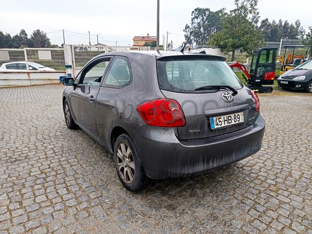 Toyota Auris · Ano 2008