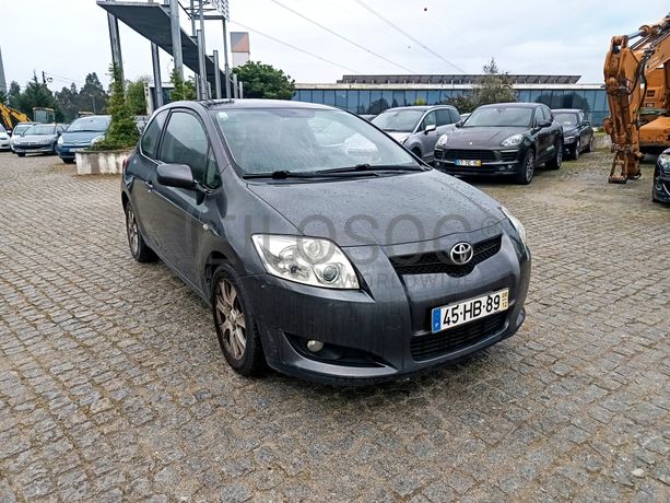 Toyota Auris · Ano 2008