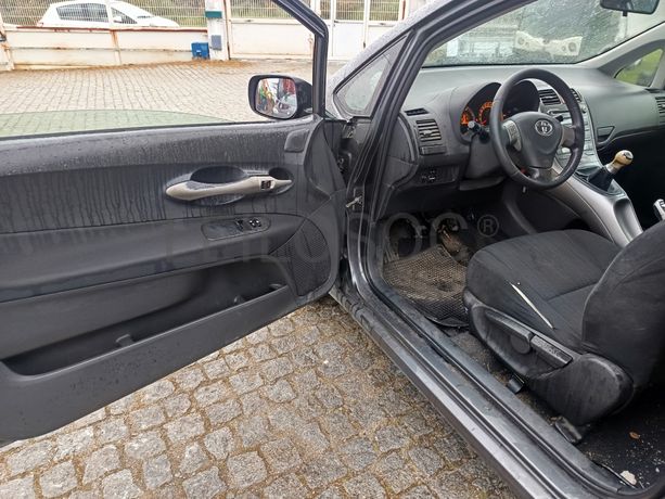 Toyota Auris · Ano 2008