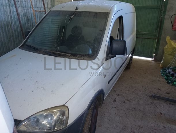 Opel Combo 1.7 DI · Ano 2004