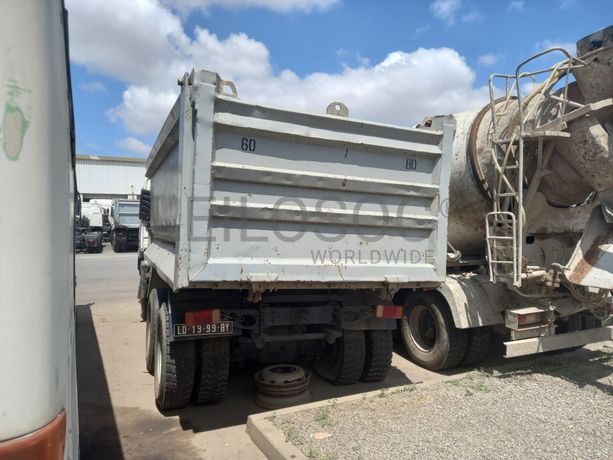 Camião Basc. Tras. 26 T (6X4) VOLVO FM 400 6x6