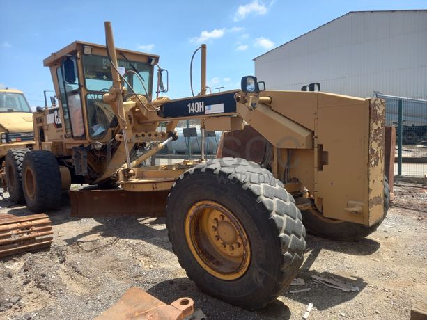 Motoniveladora (15 T) CATERPILLAR 141 H