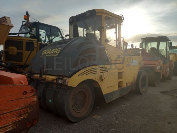Cilindro de Pneus 24 T BOMAG W 24 RH