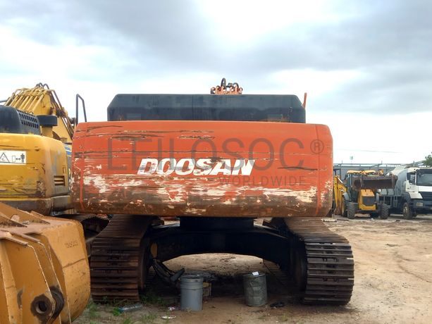 Escavadora de Rastos (45 T) DOOSAN S-420 LC-V