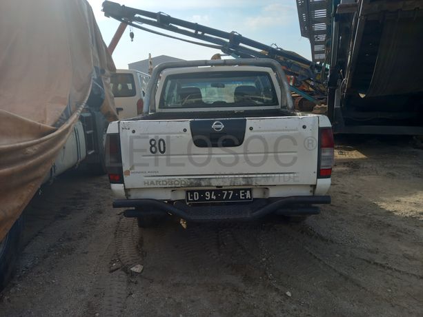 NISSAN HARDBODY 4WD DC NP301