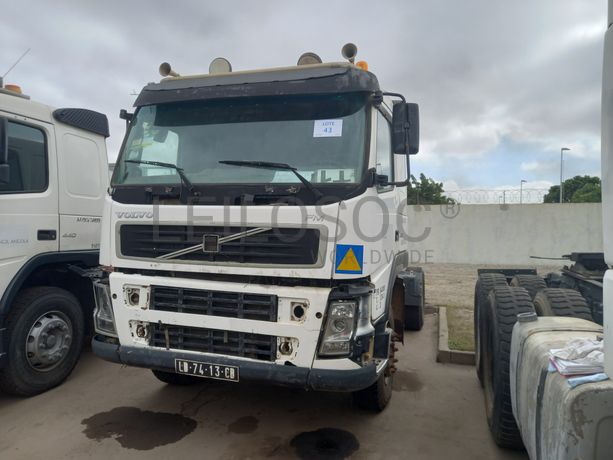 Camião Trator (6X4) VOLVO FM 400