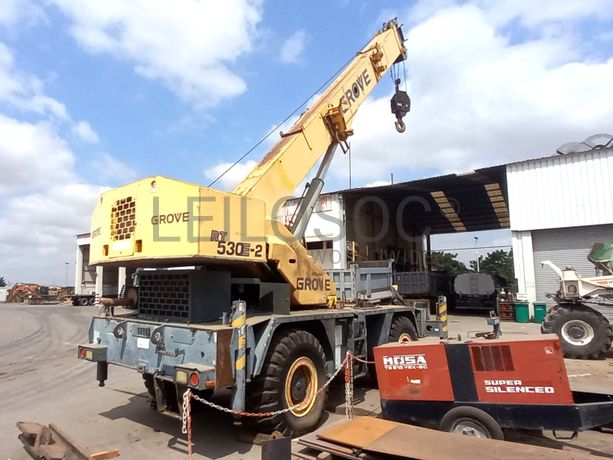 Grua-Automóvel (30T) GROVE RT 530 E2