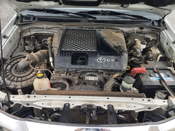 Toyota Hilux · Ano 2013