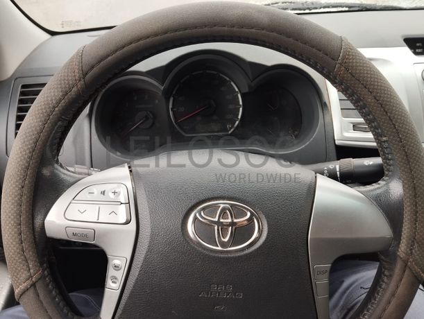 Toyota Hilux · Ano 2013