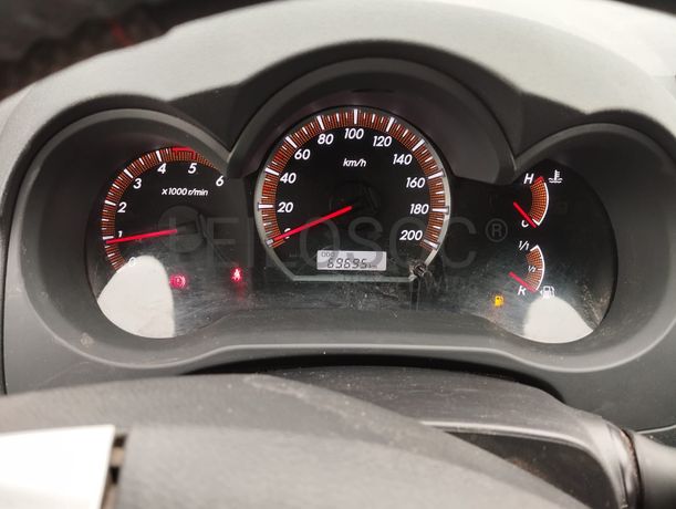 Toyota Hilux · Ano 2013