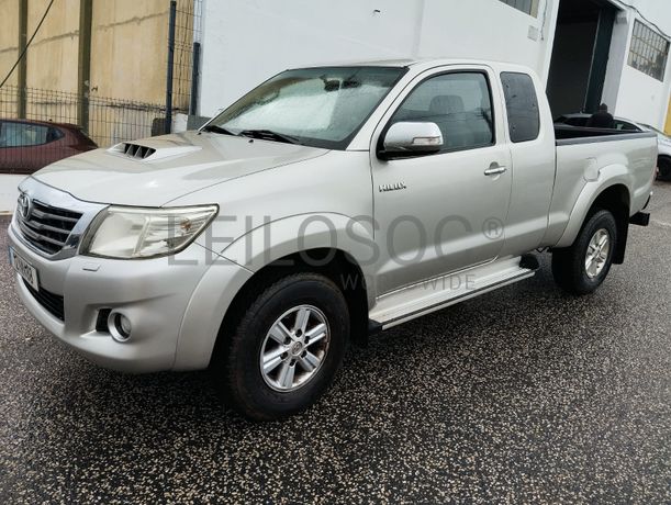 Toyota Hilux · Ano 2013