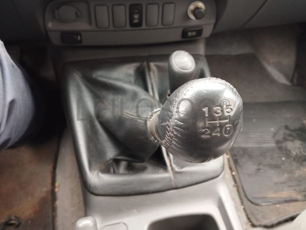 Toyota Hilux · Ano 2013