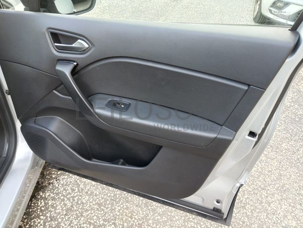 Renault Captur · Ano 2021