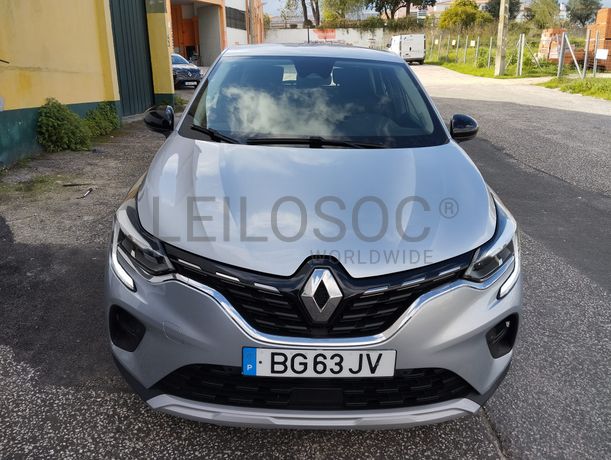 Renault Captur · Ano 2021
