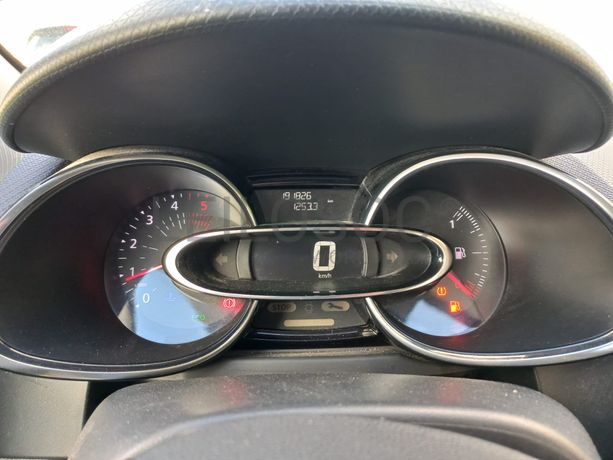 Renault Clio · Ano 2018