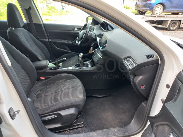 Peugeot 308 · Ano 2014