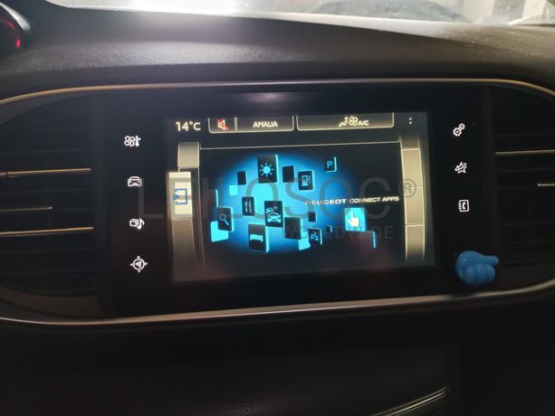 Peugeot 308 · Ano 2014