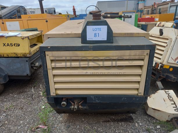 Compressores + Torre de Iluminação + Cilindro ATLAS COPCO LP 6505 + Saltitões