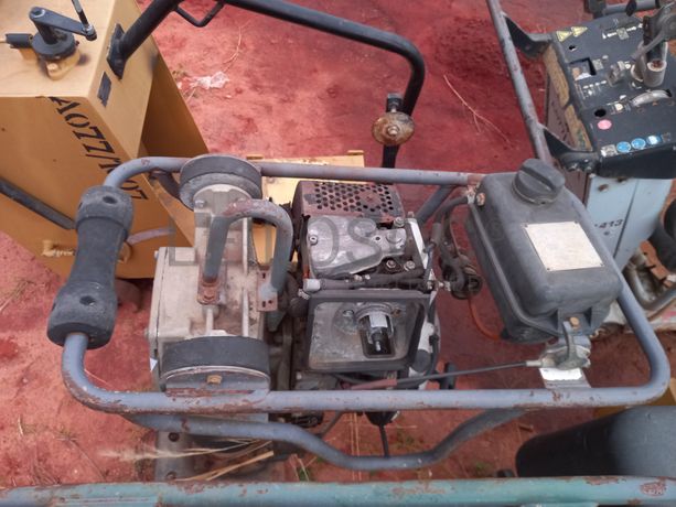 Compressores + Torre de Iluminação + Cilindro ATLAS COPCO LP 6505 + Saltitões