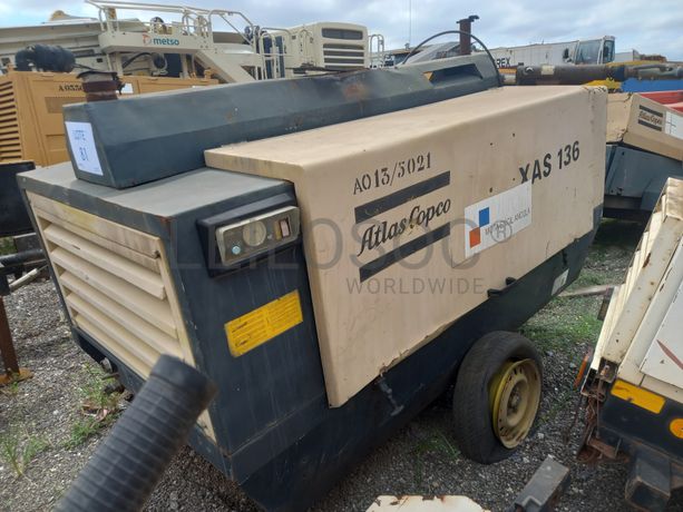 Compressores + Torre de Iluminação + Cilindro ATLAS COPCO LP 6505 + Saltitões