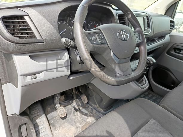 Toyota Proace · Ano 2022