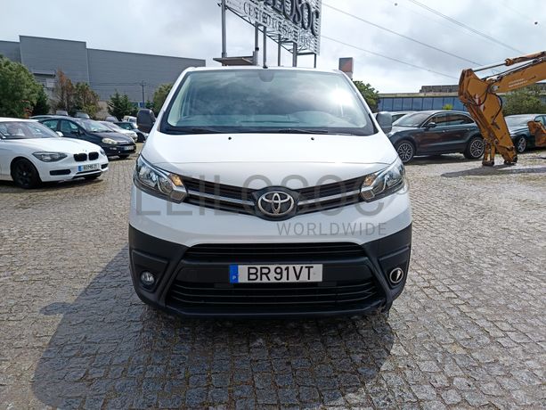 Toyota Proace · Ano 2022