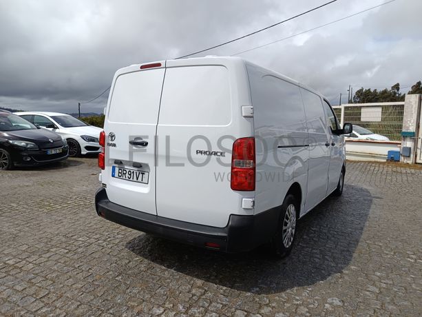 Toyota Proace · Ano 2022