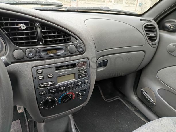 Ford Fiesta · Ano 1999