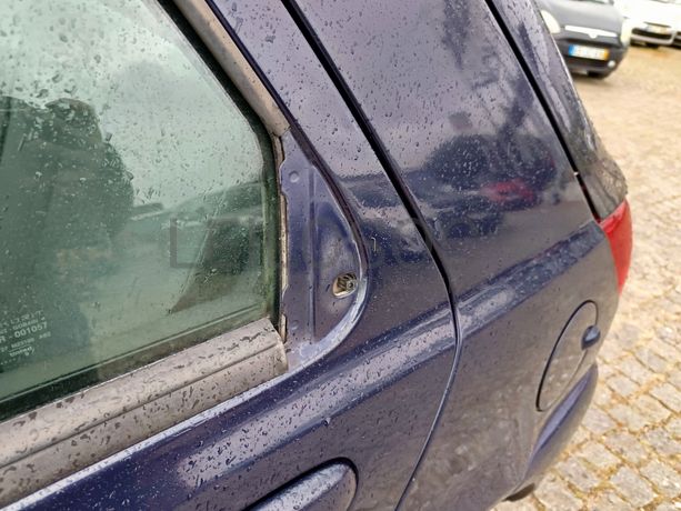 Ford Fiesta · Ano 1999