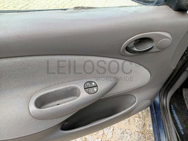 Ford Fiesta · Ano 1999