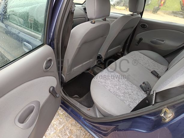 Ford Fiesta · Ano 1999